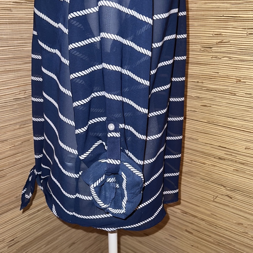 Gap large sheer long convertible sleeve navy white rope pattern tie front top! - Picture 3 of 6